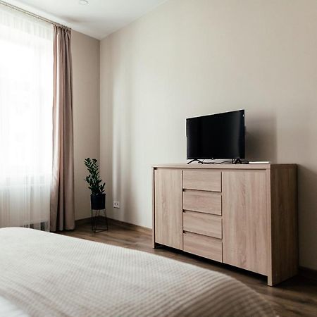 Lara Apartament 3 Apartment Лвив Екстериор снимка
